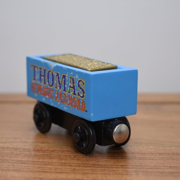 Magic Railroad Blue Cargo Car Thomas & Friends Wooden Railway Trains 2000 - Picture 4 of 6